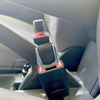 Заглушки ременя безпеки