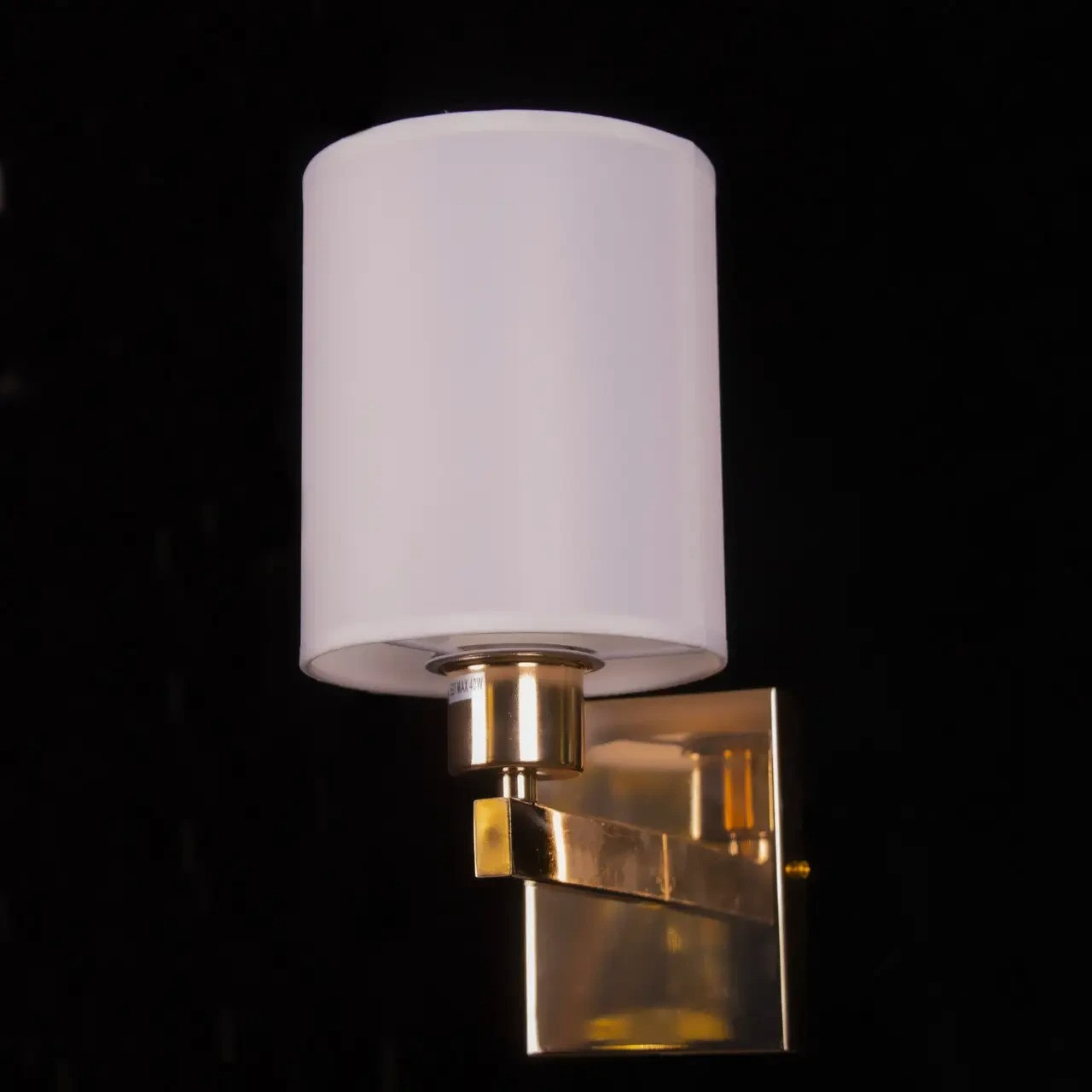 Бра з абажуром на 1 лампу Е27 колір каркасу золотий PM-P13-2824/1W/FGD, фото 1