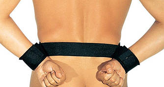Пояс з фіксатором для рук