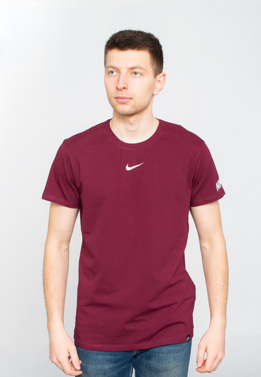 Чоловіча футболка Nike бордо