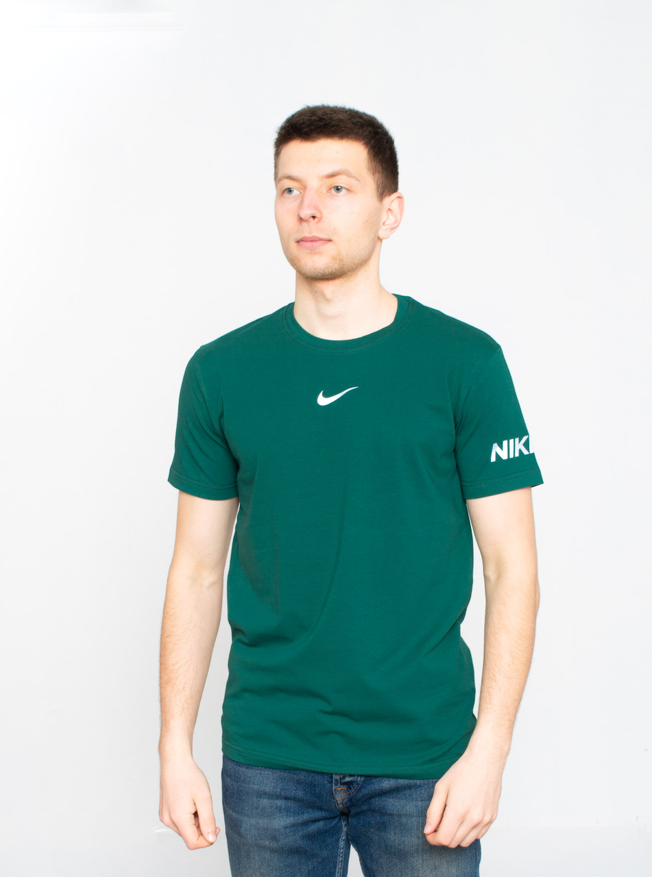 Чоловіча футболка Nike зелений