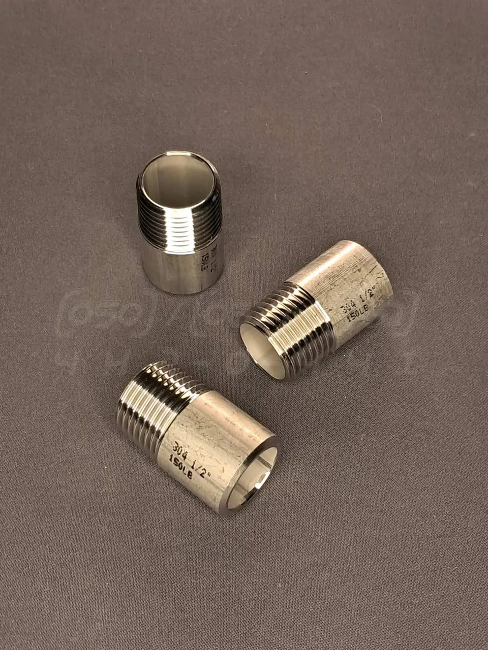 Різьба коротка приварна Ду 15 (1/2") з нержавіючої сталі AISI 304