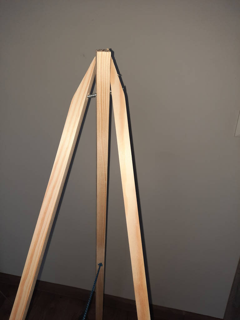 Мольберт двосторонній магнітний на 3-х ніжках, дошка для малювання крейдою, маркером і для магнітів 3в1. - фото покупців 4