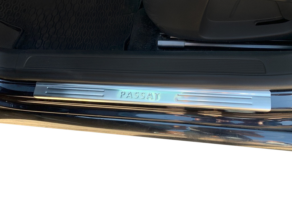 Накладки на пороги OmsaLine тип 2 (4 шт, нерж) для Volkswagen Passat B7 2012-2015рр.
