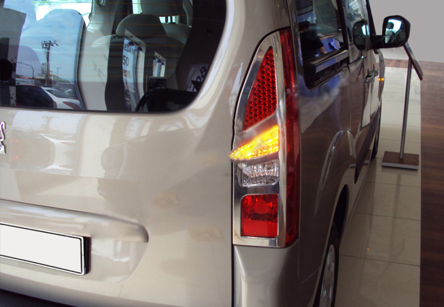 Накладка на стопи (2 шт, нерж) Carmos для Peugeot Partner Tepee 2008-2018рр.