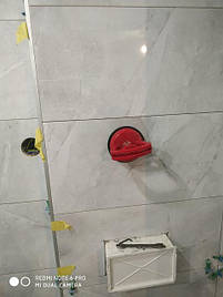 люк на присосці