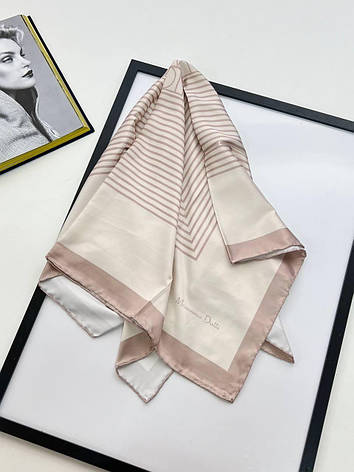 Шовкова брендова хустка Massimo Dutti 90*90 см світла бежева ручна обробка краю, фото 1