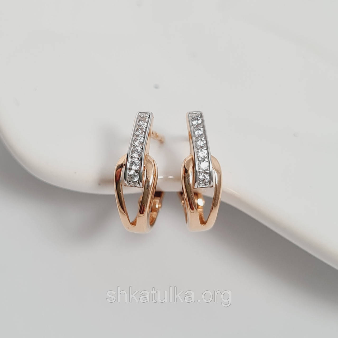 Сережки із золота комбіновані з круглими білими фіанітами 1.96