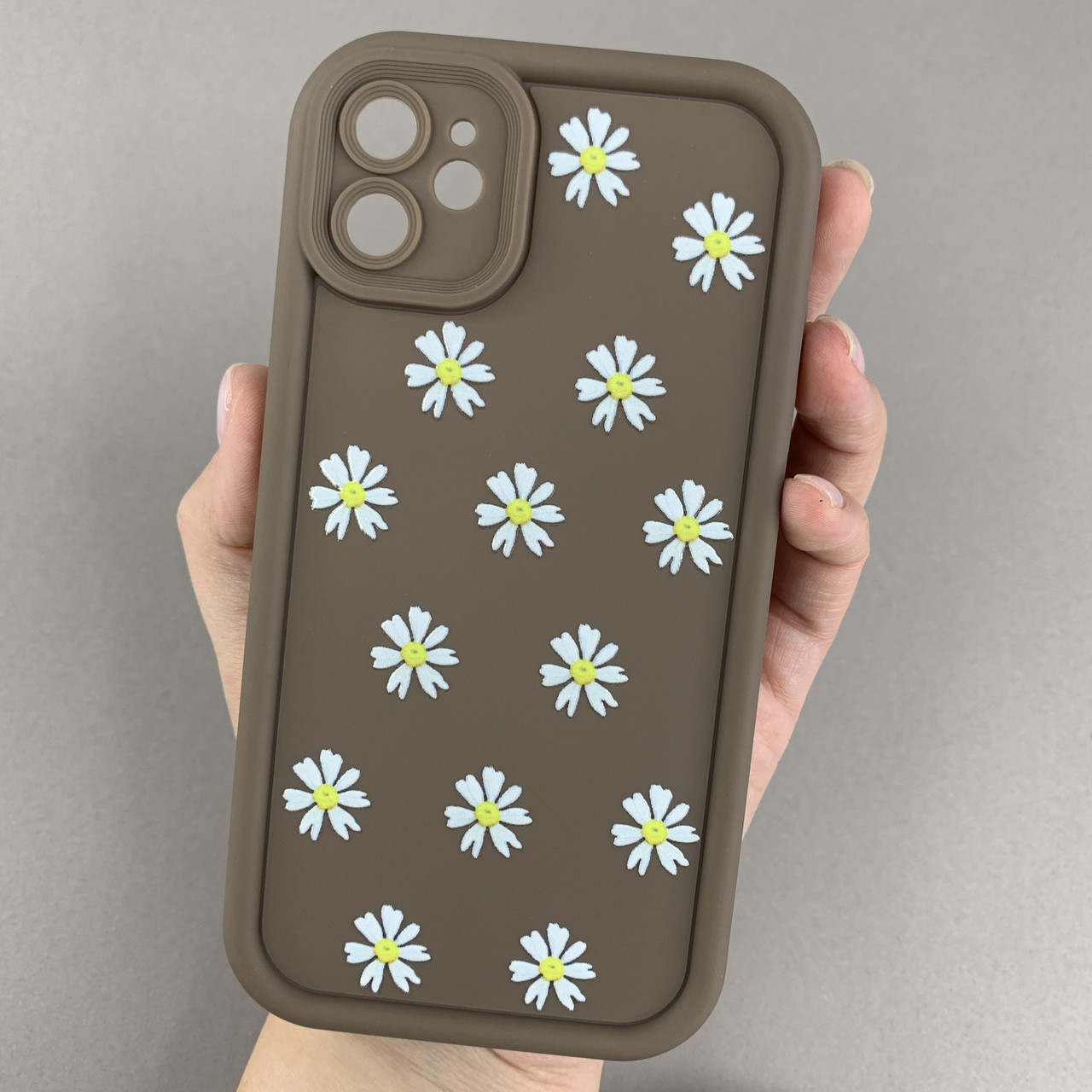 Чохол для Apple iPhone 11 чохол з високими бортами з ромашками на айфон 11 коричневий q05j