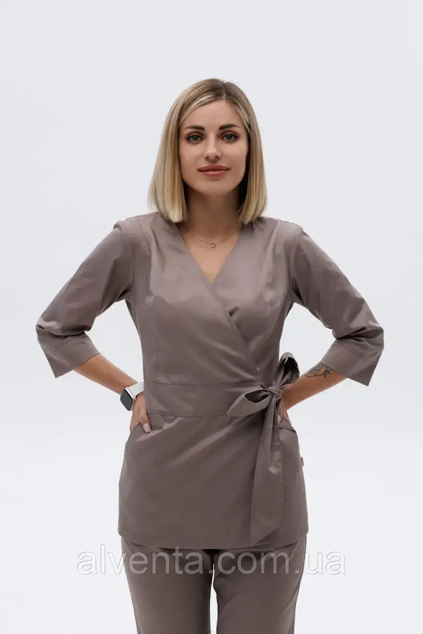 Медична жіноча куртка на запах, Маріока Темний-капучино.