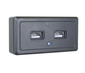 Автомобільна зарядка врізна, Гніздо-прикур. врізне 2 USB, 3.1 А, з індикатором з кришкою 12/24 В синій