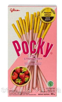 Солодкі палички Поки що в полуничній глазурі Pocky Strawberry Flavour 45 г
