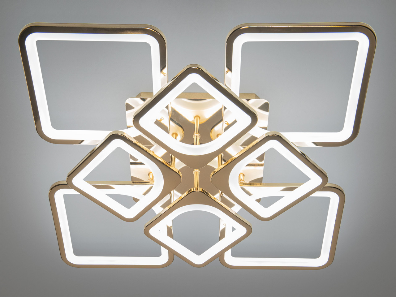 Вишукана LED люстра у вітальню з пультом, золото, 135W на 19м2