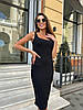 Жіноче приталене плаття-футляр з невеликим розрізом ззаду чорного кольору з приємної тканини рубчик в р.42/46, фото 4