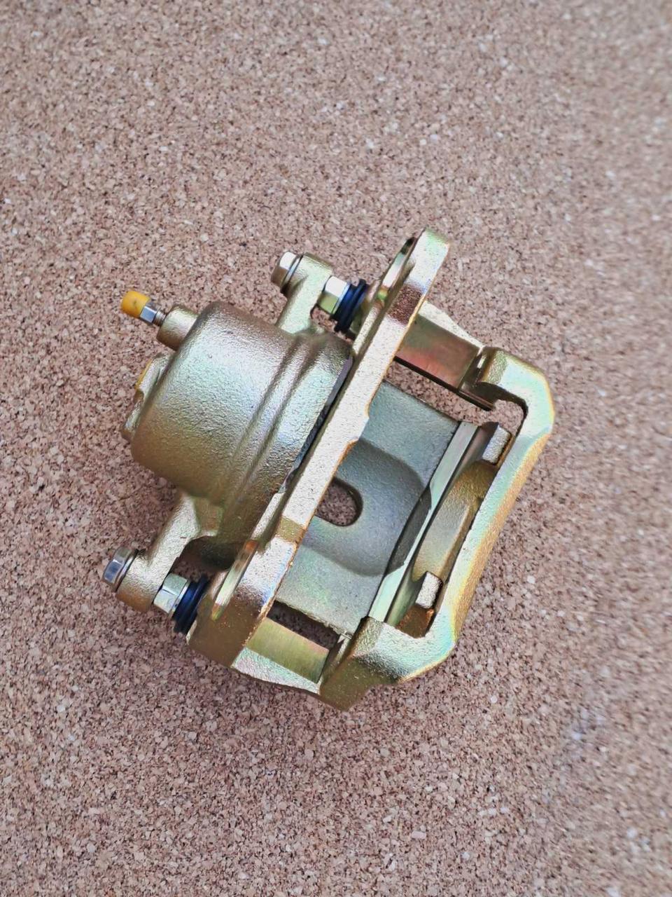 Супорт гальмівний передній правий BYD F3 F3R Бид Ф3 Ф3Р Бід Ф3, фото 1