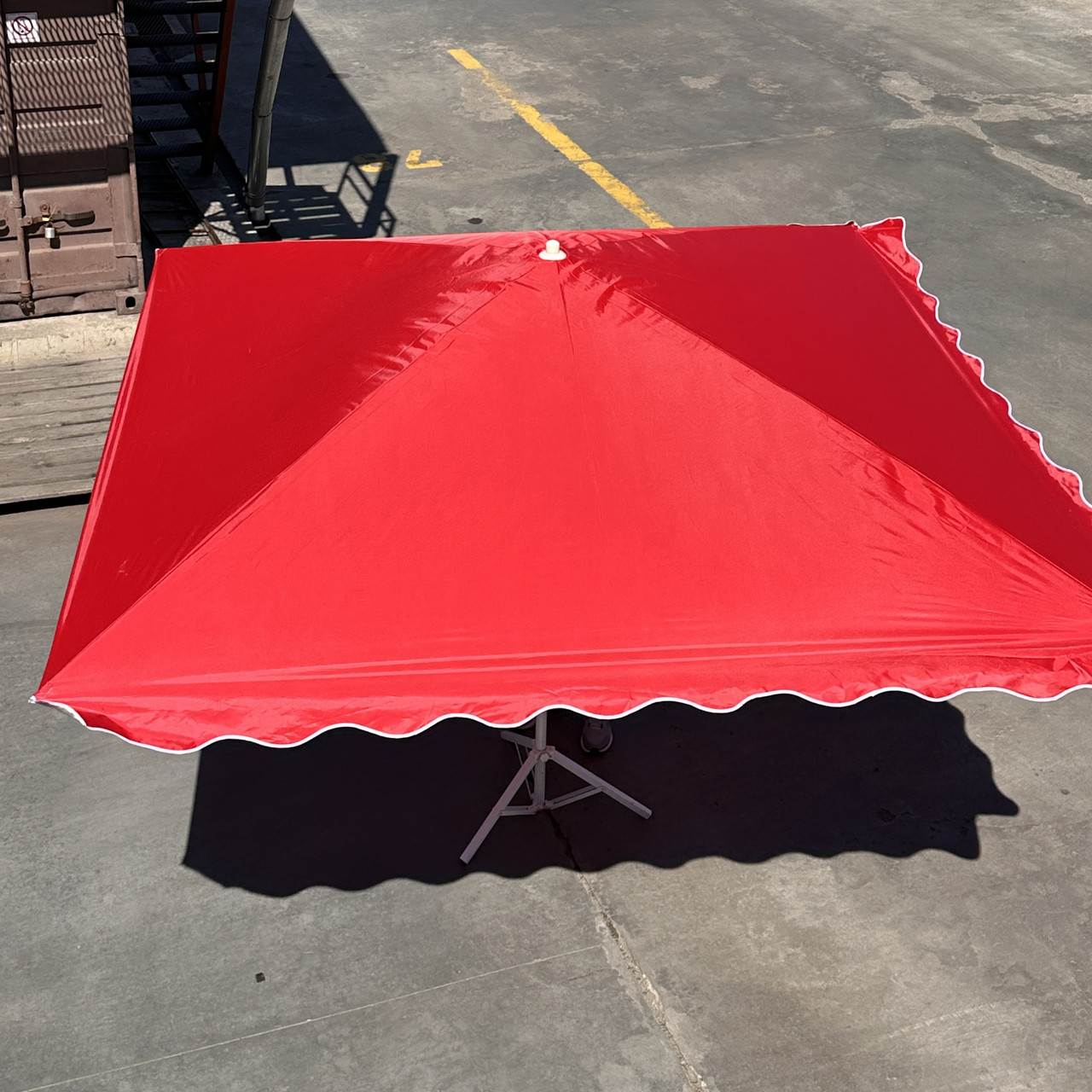 Торговий зонт Mario Umbrella 3.3×3.3 м, 4 металеві спиці, нейлон з УФ-захистом, Італія
