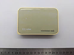 Комутатор мережевий некерований TP-Link TL-SF1005D 5 портів, 10/100 Мбіт/с Б/В