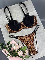 Кружевной комплект нижнего белья Виктория Сикрет без пуш ап леопардовый со стразами Victoria`s Secret