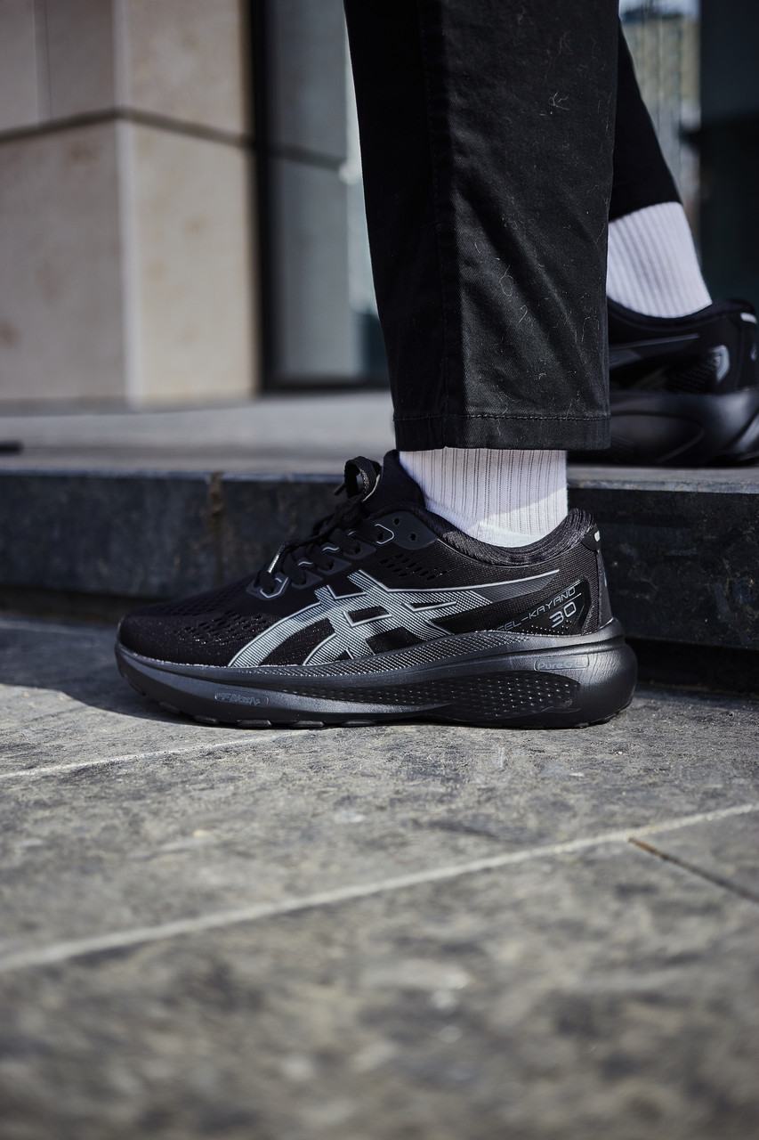 Кросівки чоловічі чорні Asics Gel-Kayano 30 Black (20777)