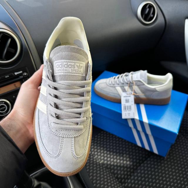 Adidas Spezial