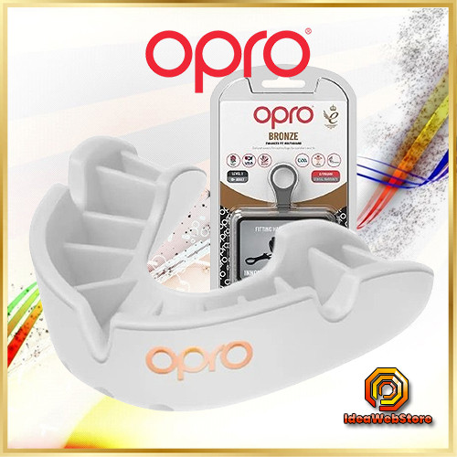 Боксерська капа одностороння доросла спортивна для боксу OPRO Bronze доросла біла з антимікробним футляром