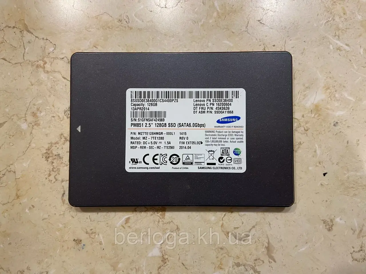 SSD-накопичувач Samsung  PM851 2.5 7mm 128 GB (MZ-7TE128D) б/в