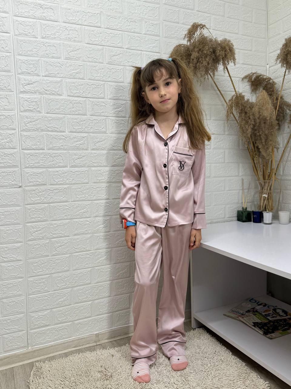 Шовкова дитяча піжама у ніжно рожевому кольорі