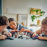 Конструктор LEGO City Гараж F1 та автомобілі Mercedes-AMG і Alpine 678 деталей, фото 9