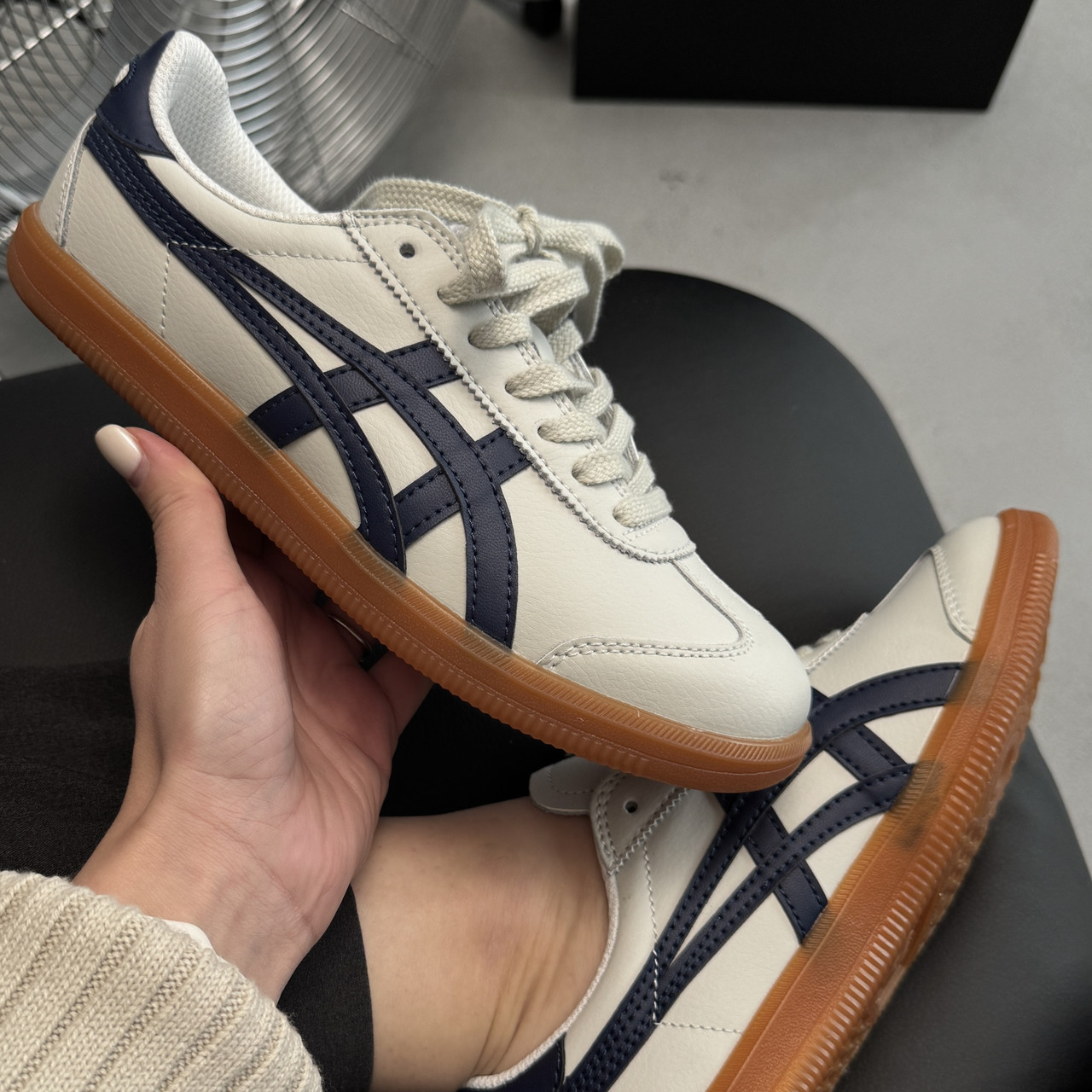 Жіночі кросівки та кеди Asics Onitsuka Tiger Tokuten весна-осінь-літо повсякденні (бежеві). Живе фото, фото 1