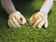 Монтаж штучної трави