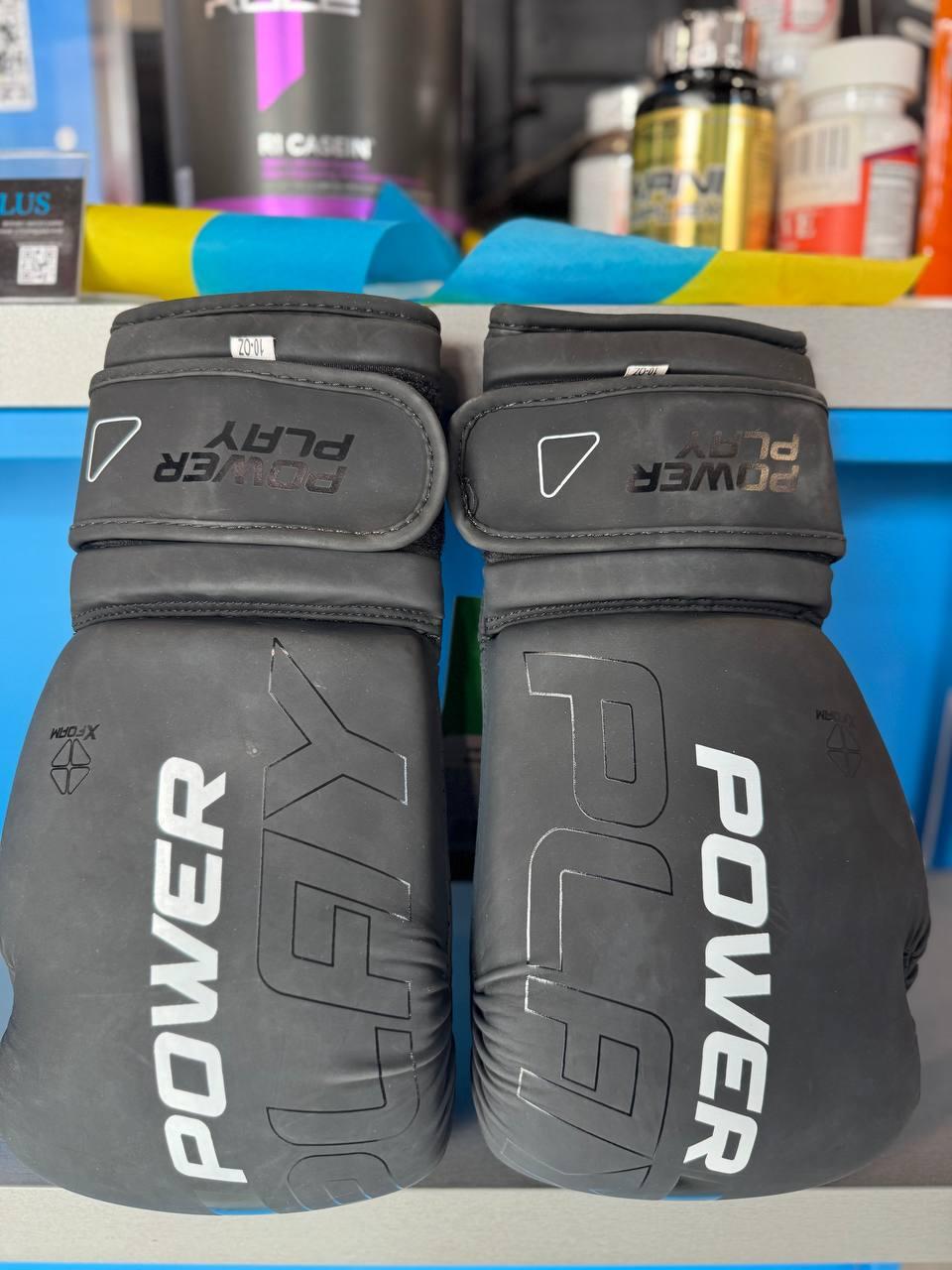 Брак - Боксерські рукавиці PowerPlay 3024 Ultra Mat Чорно-Білі 10 унцій ( ДЕФЕКТ)