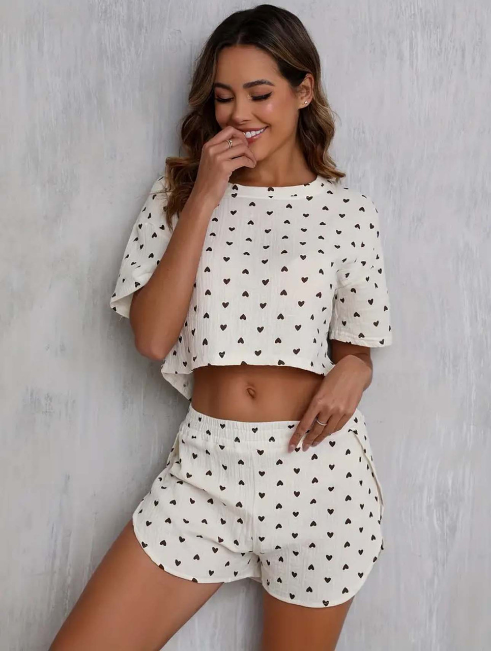 Жіночі бавовняні піжами №627 Бежевий з коричневими серцями, фото 1