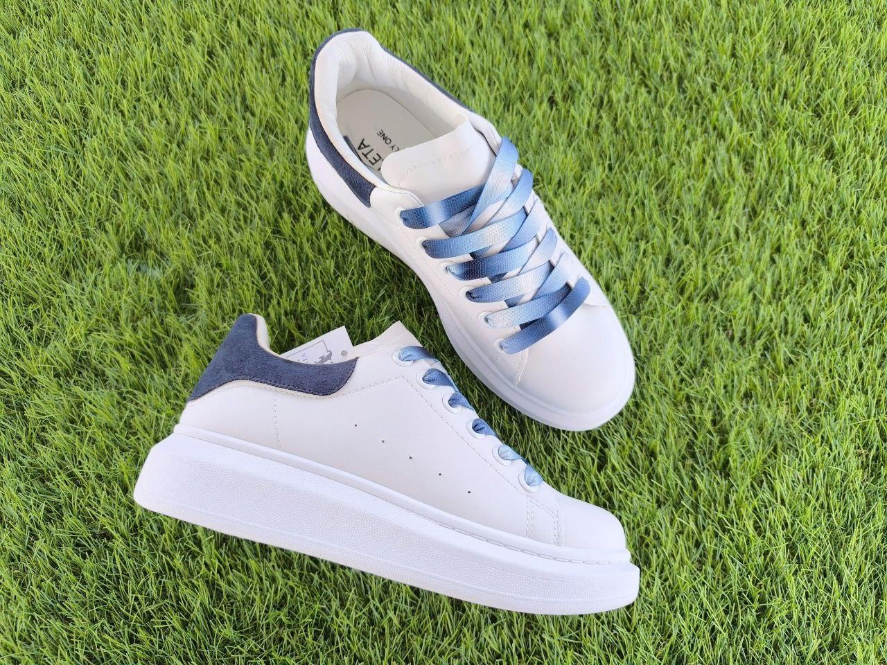 Кросівки крипери Білі із СИНЕЙ п'ятою замша на товстій підошві деко шкіряні