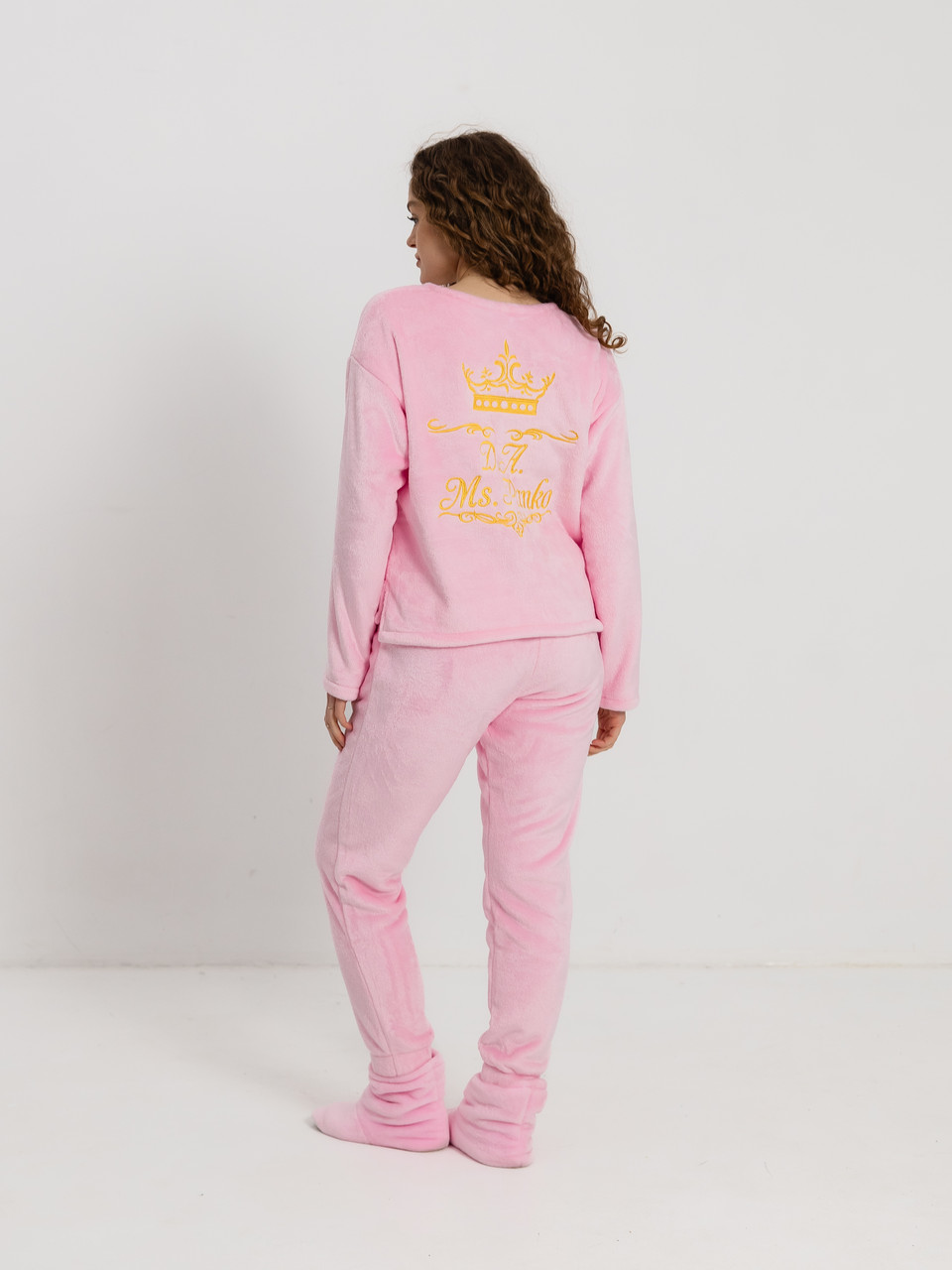 Тепла піжама з іменною вишивкою жіноча турецька махрова, Ніжні жіночі піжами