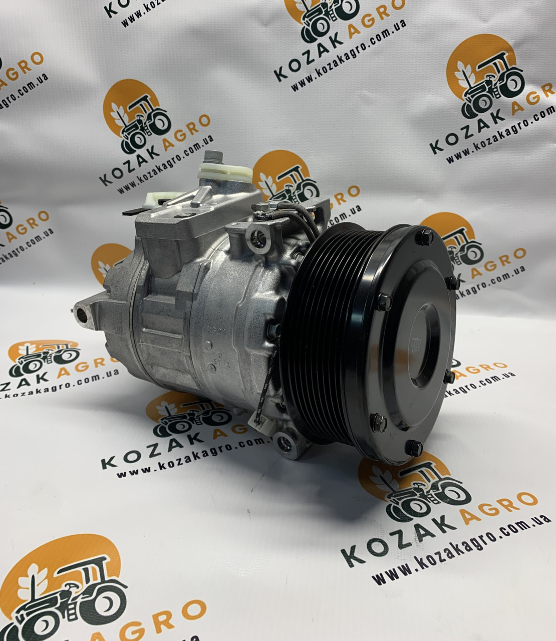 Компресор кондиціонера 7SBU16C: 0000672871, 0000672870 Claas, фото 1