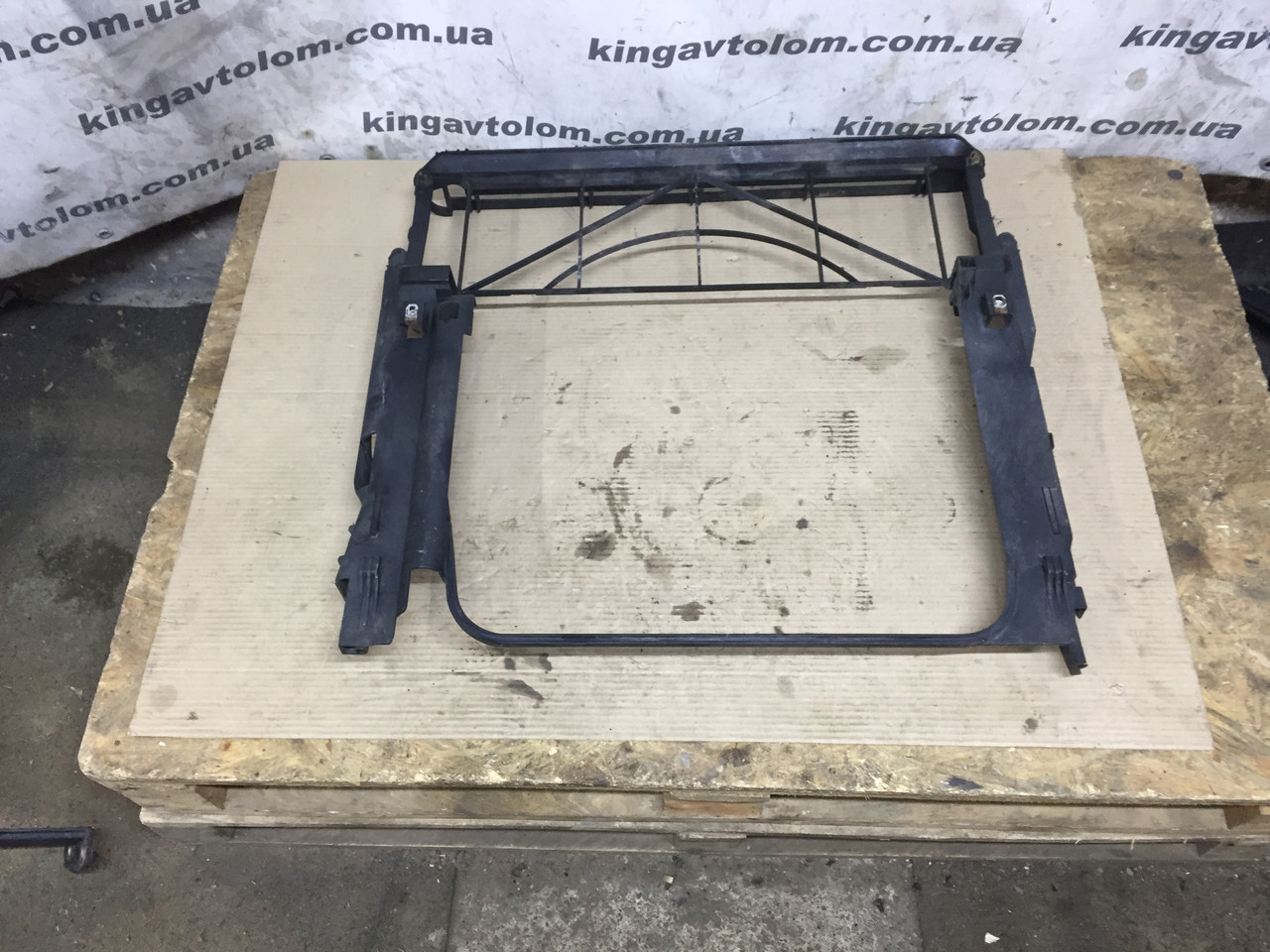 Дифузор вентилятора BMW X5 E53 17101439105, фото 1