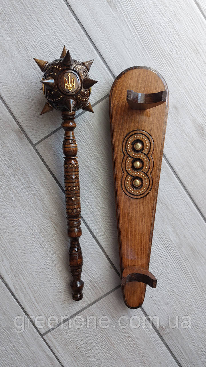 Булава на підставці, сувенірна дерев'яна булава з золотим бісером, булава з Тризубом на подарунок 44 см, фото 1