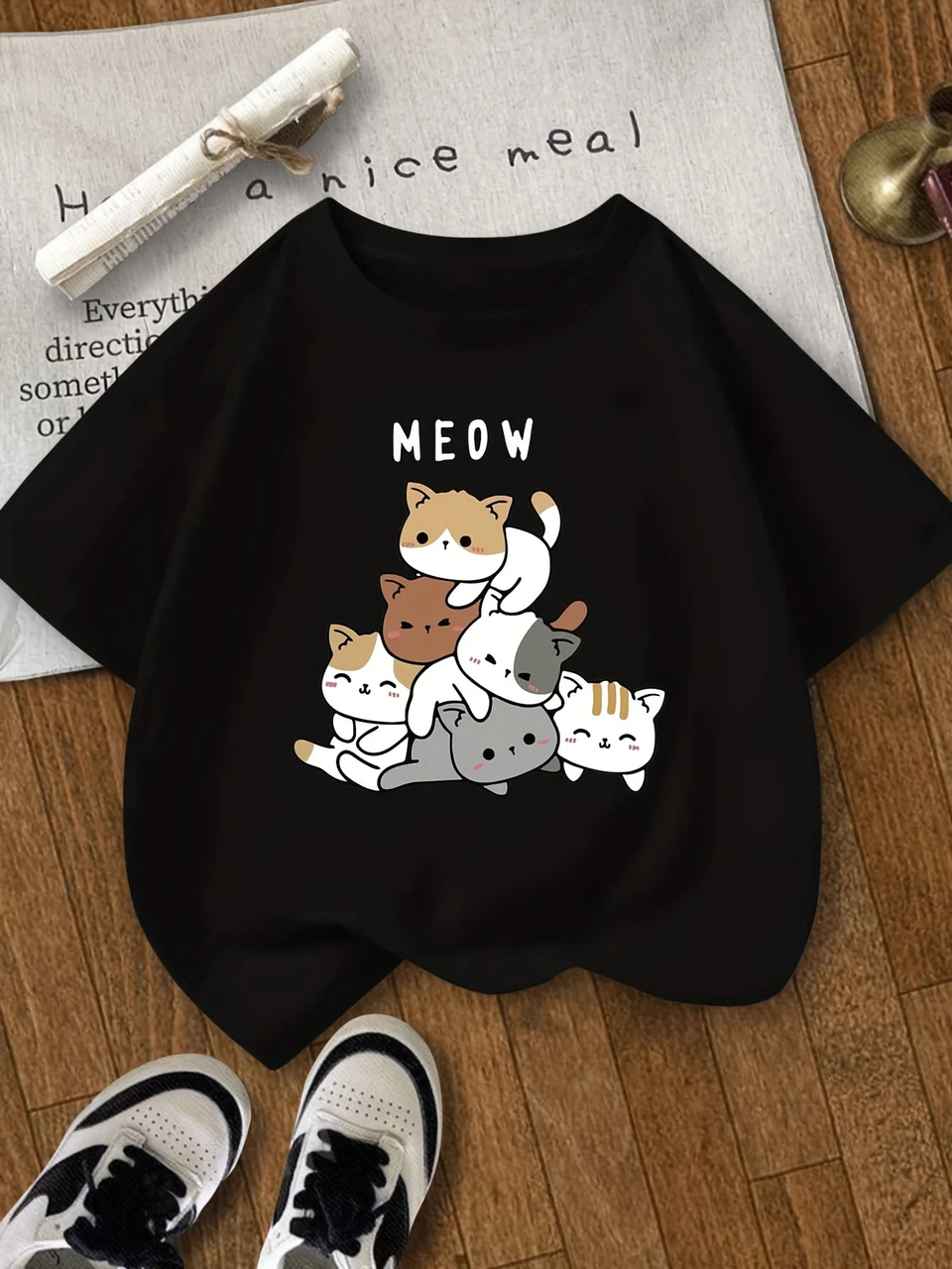 Футболки із зображенням котиків "meow"