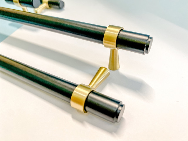 Серія меблевих ручок Brass Black&Gold