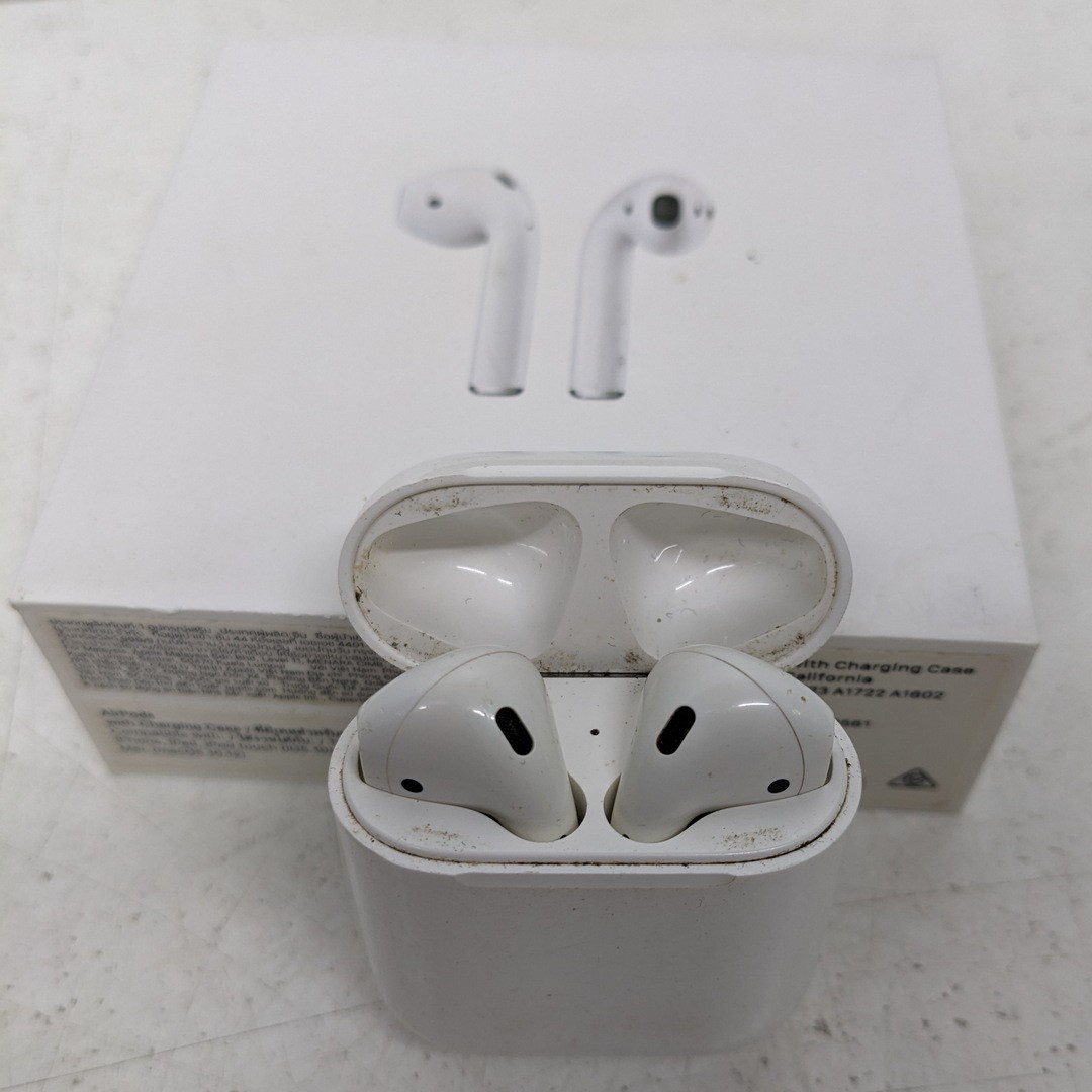 Навушники Apple airpods 1 gen 2019 A1523 A1722 A1602 MMEF2ZA
