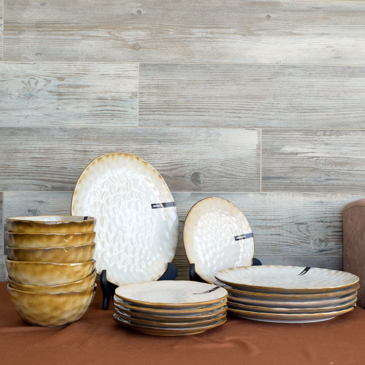 Сервіз керамічний Ardesto Umbria бежевий 18 предмети