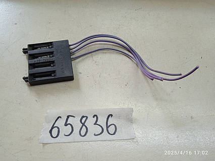 Фішка проведення для автомобіля BMW E38 000065836