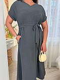 Графітове вільне літнє плаття міді з поясом із жатого крепу батал, фото 4