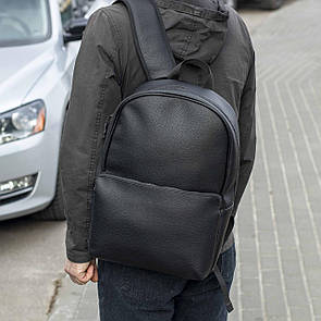 Міський рюкзак Strong з фактурної еко шкіри чорний на 19 літрів з відділення під ноутбук