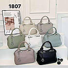 Сумка жіноча на блискавці з довгим ремінцем зі штучної шкіри у різних кольорах Fedya, фото 2