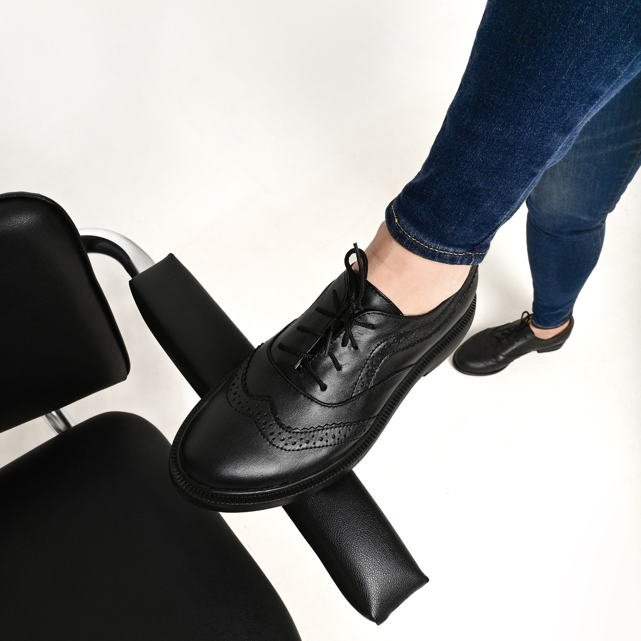 Оксфорди туфлі жіночі з натуральної шкіри черного цвета Style Shoes”