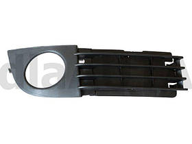 Audi A6 01-03 передня решітка у бампер з протівотуманкамі п