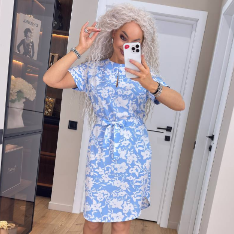 Модна літня сукня жіноча з коротким рукавом небесна в квіти сукня на літо з поясом із тканини софт, фото 1