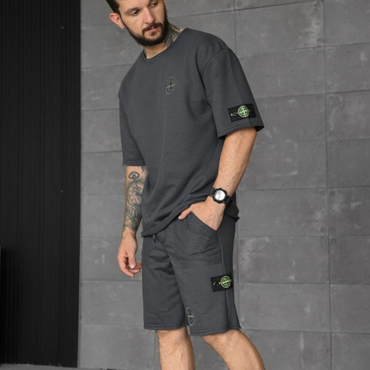 Літній чоловічий костюм Stone Island/ Чоловічі шорти і футболка прямого крою/ Сірий стильний спортивний костюм на літо, фото 1