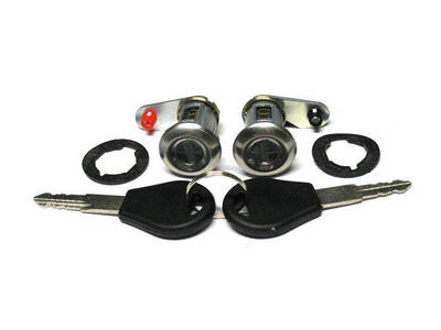 Личинки замка